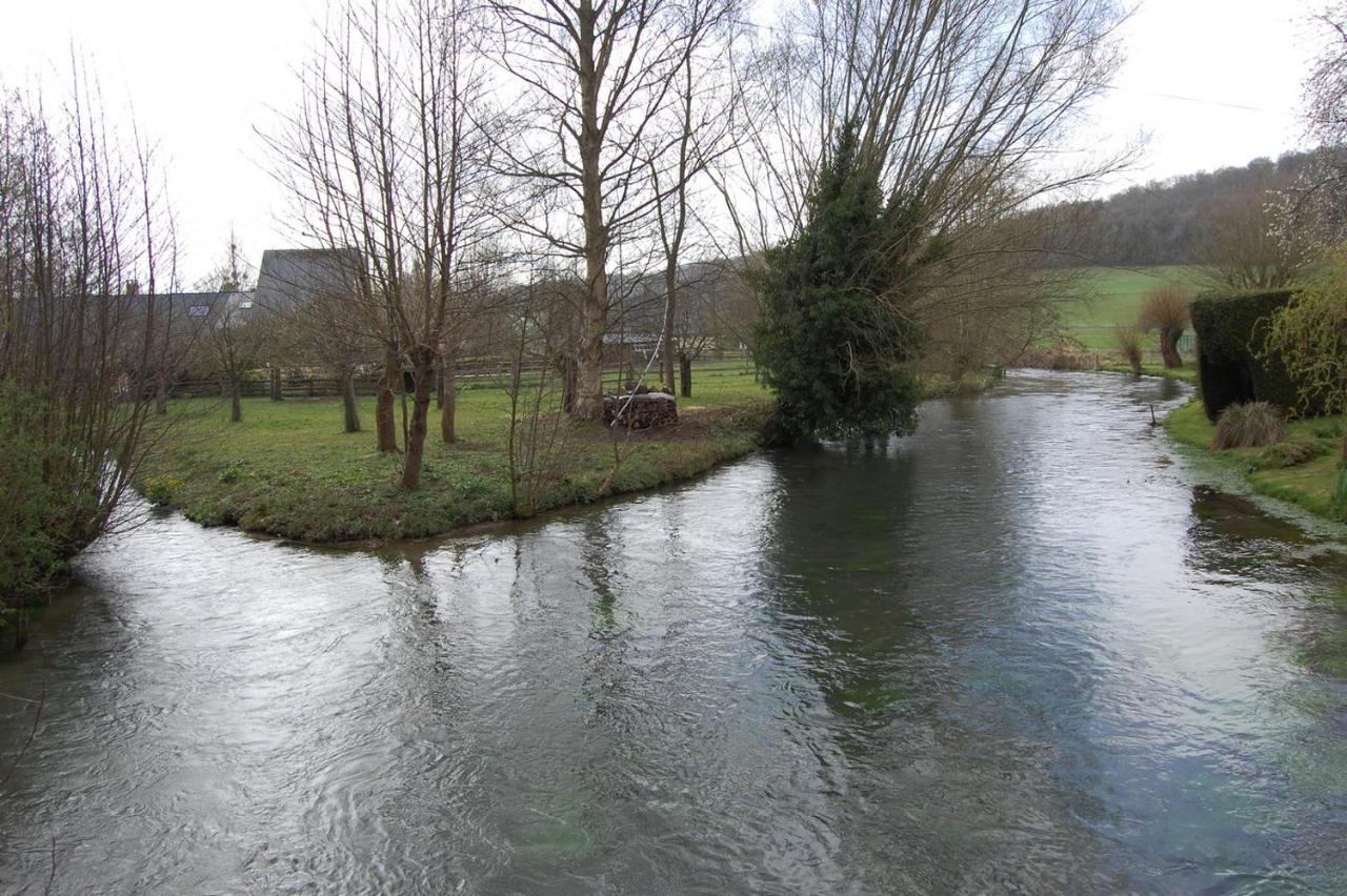 Le Petit Gite De La Varenne Saint-Hellier Eksteriør bilde